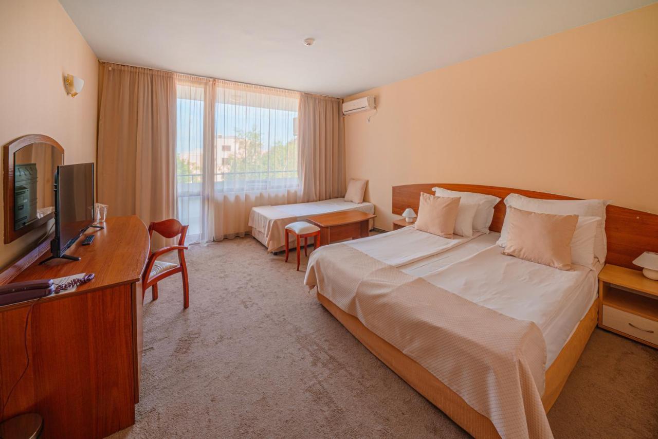 Perla Plaza Hotel Primorsko Eksteriør billede