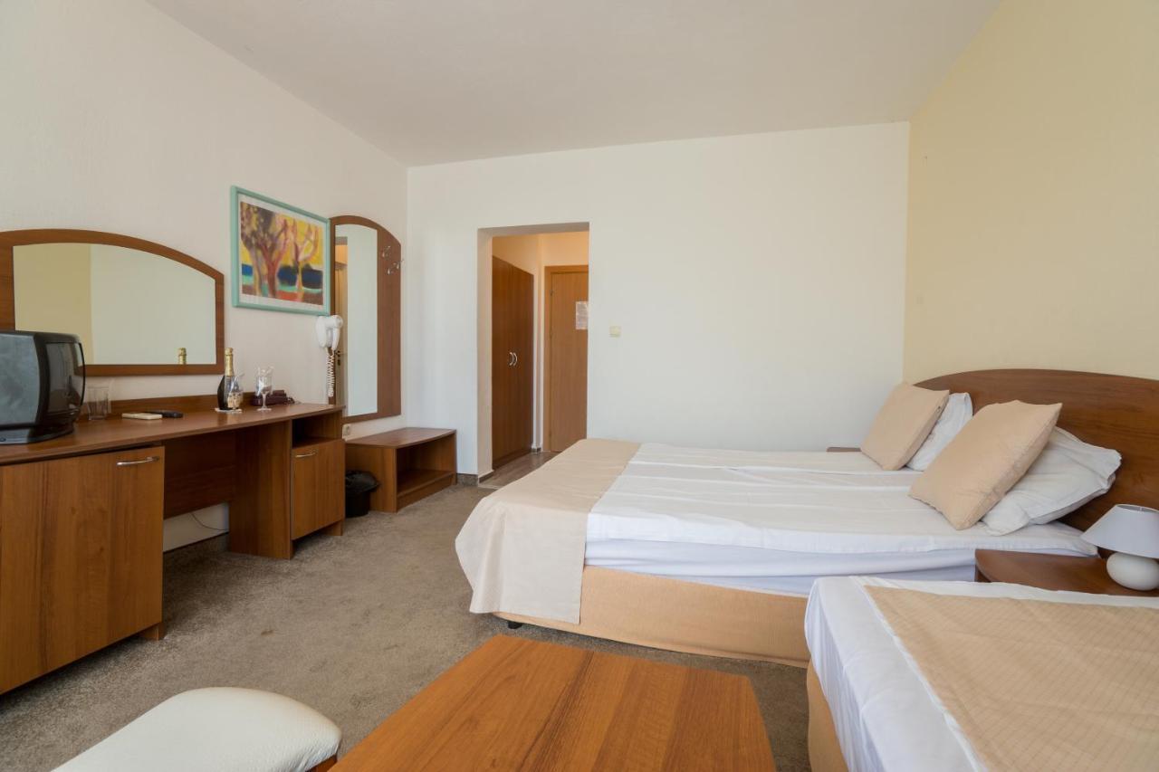 Perla Plaza Hotel Primorsko Eksteriør billede