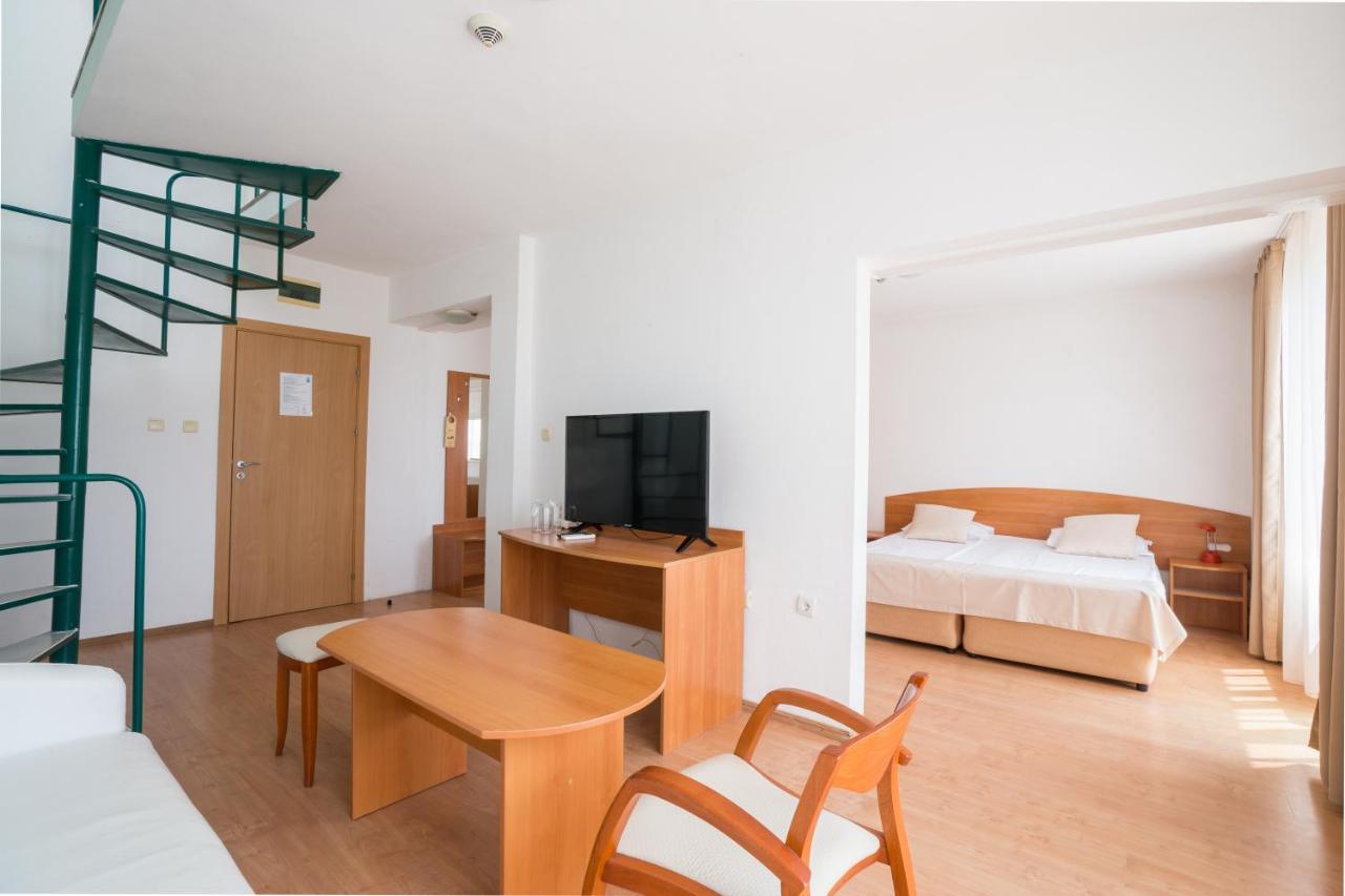 Perla Plaza Hotel Primorsko Eksteriør billede