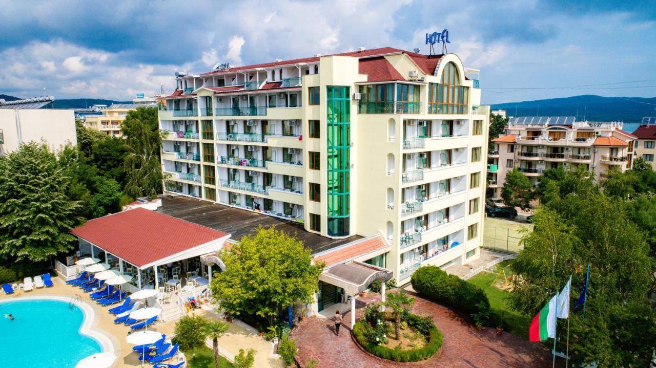Perla Plaza Hotel Primorsko Eksteriør billede